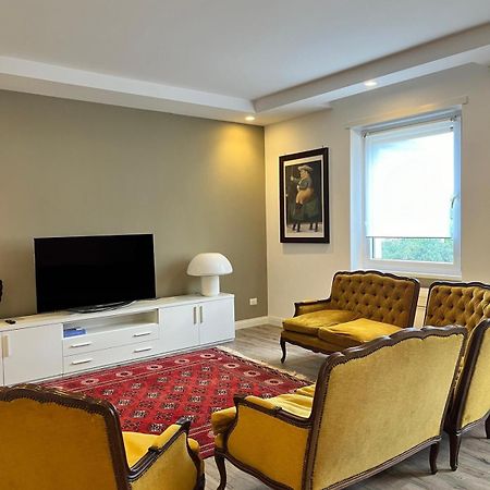 Apartment On The Square روما المظهر الخارجي الصورة