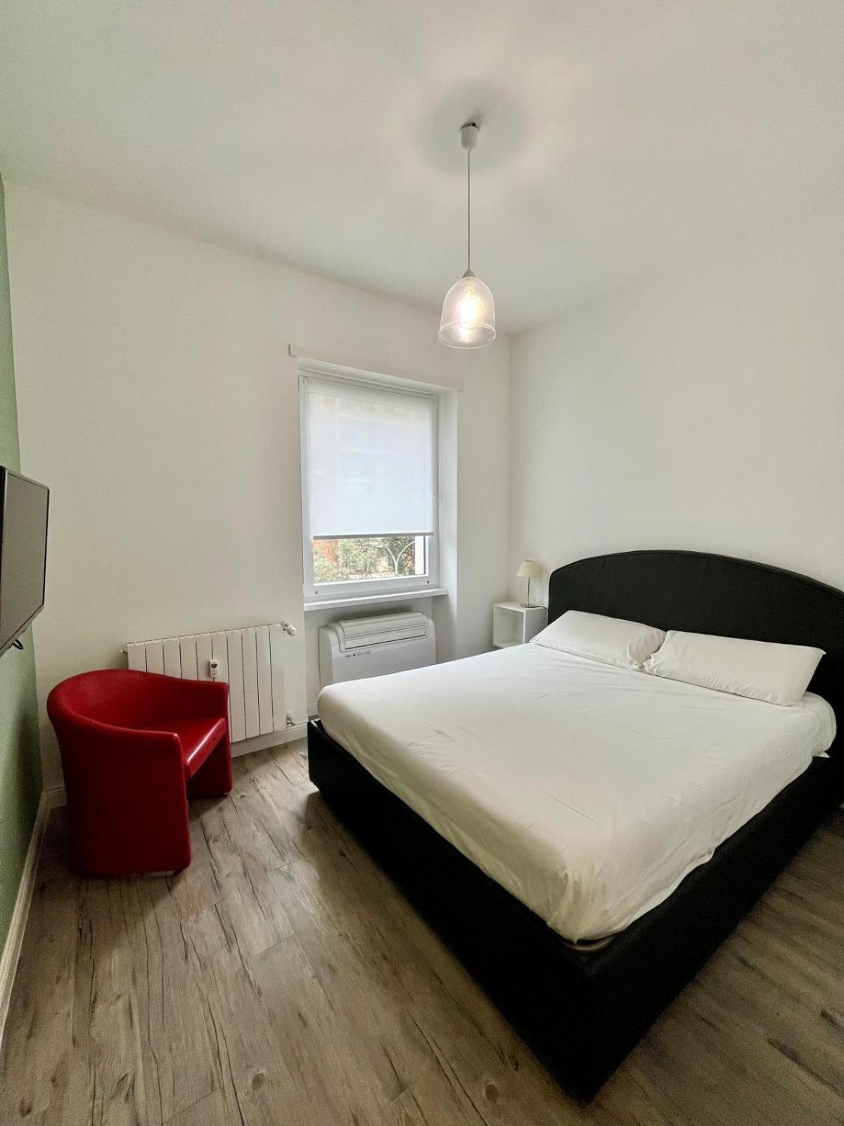 Apartment On The Square روما المظهر الخارجي الصورة